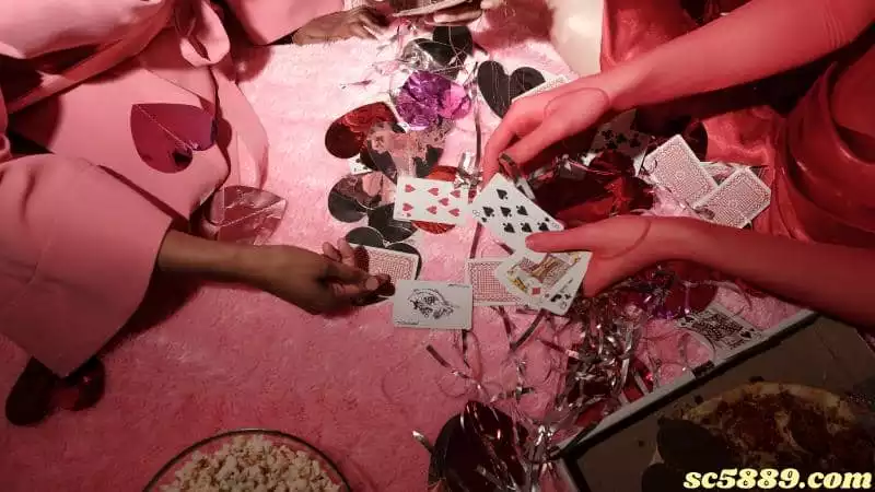 撲克牌遊戲多人